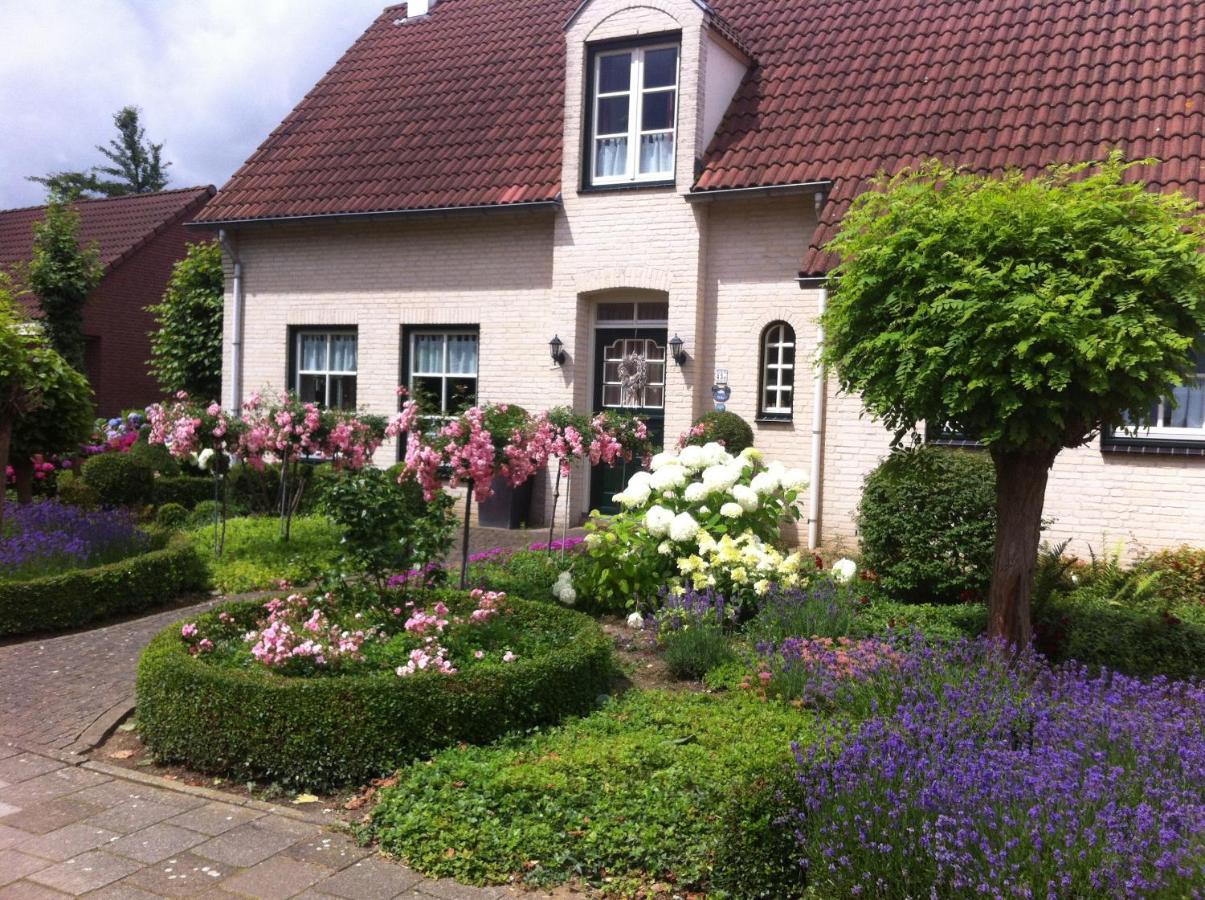 Chalet Or Apartment Nearby Roermond Outlet Stevensweert Экстерьер фото